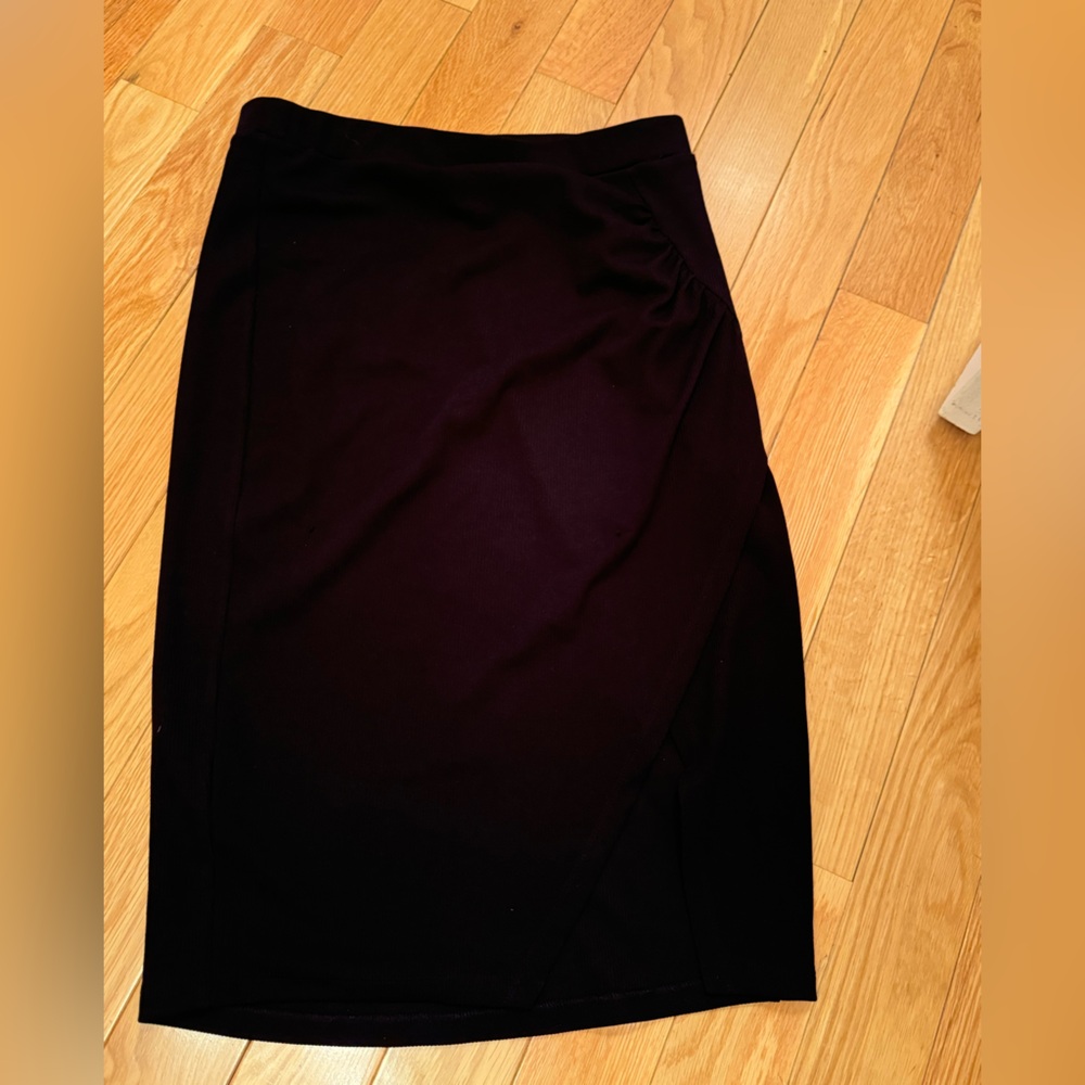 New women’s bcbg skirt
